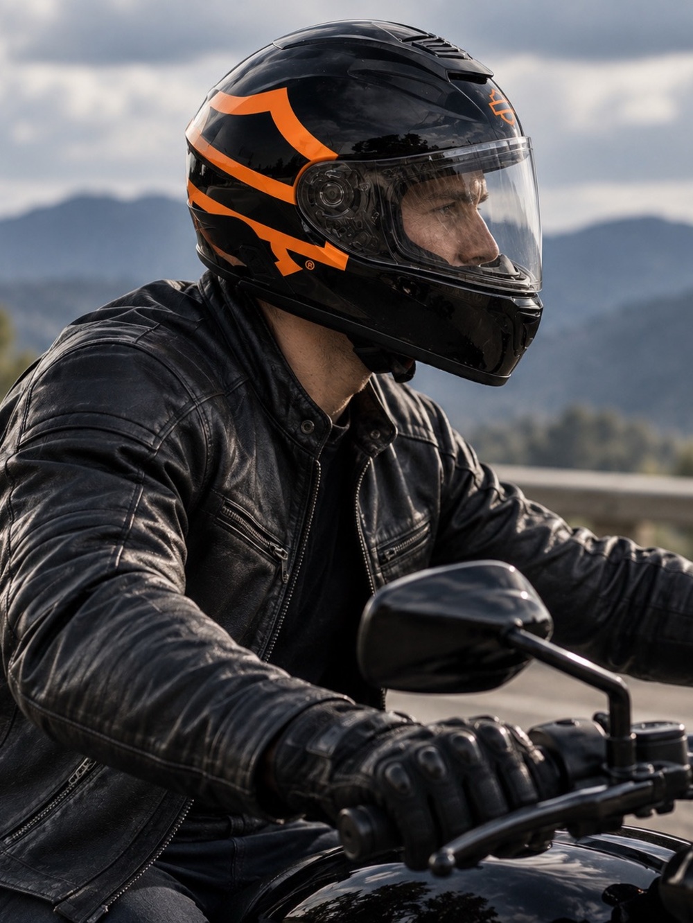 The Harley-Davidson Boom! Audio N02 Full-Face Helmet 2019 Sz XL